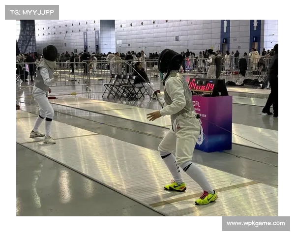 赛后击剑体验课预约量激增450% 柳州市民热衷体验新兴体育项目